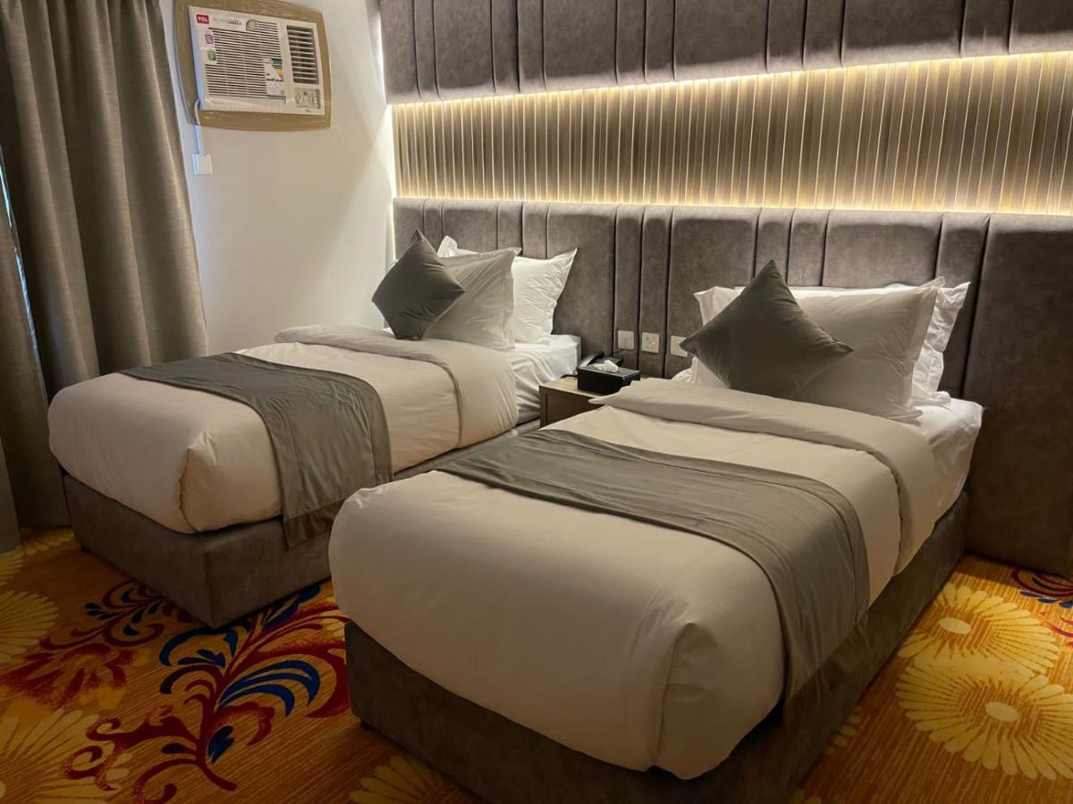 Sweet Land Hotel Umm Lajj Esterno foto